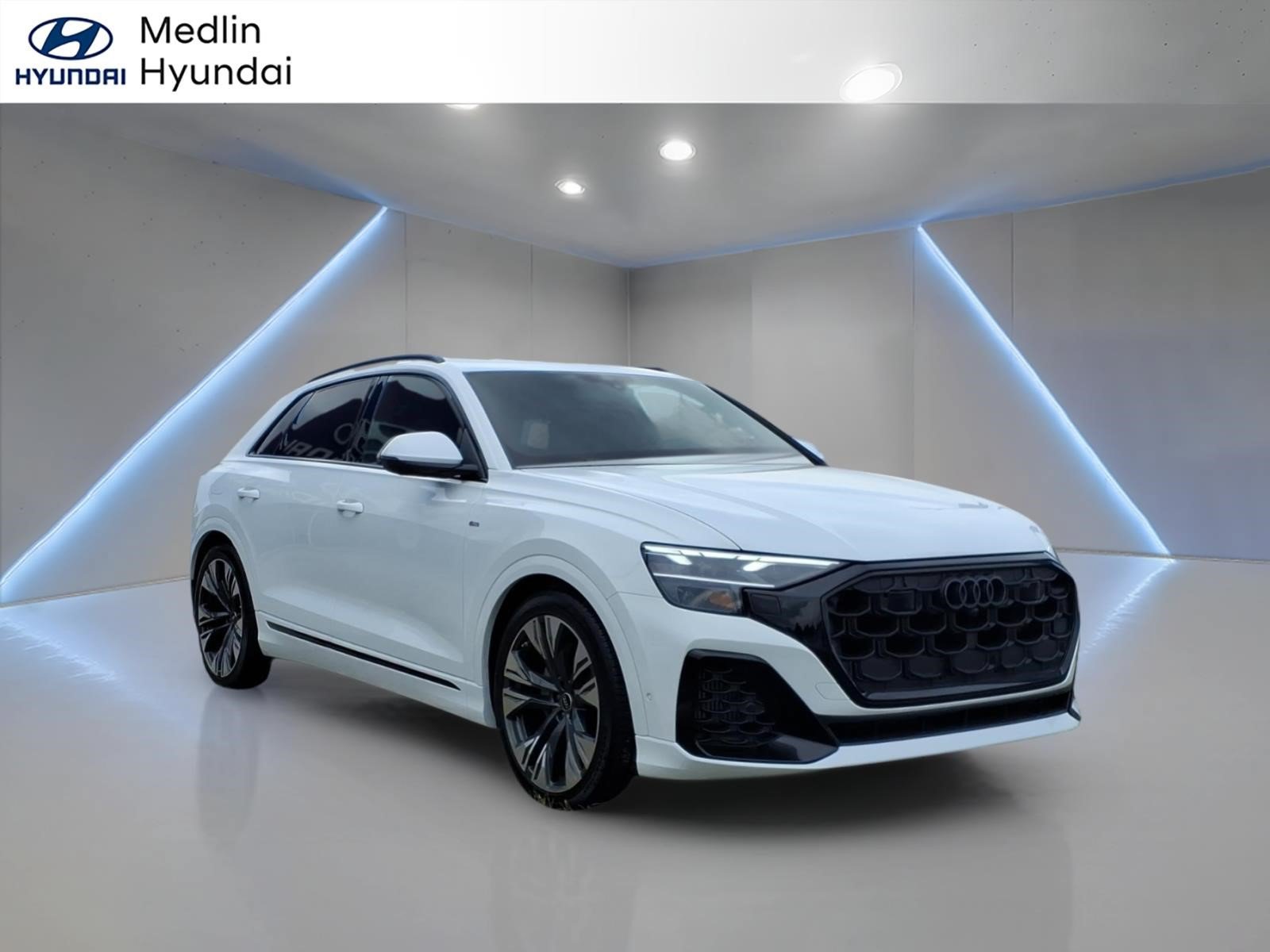 Used 2026 Audi Q8 Prestige