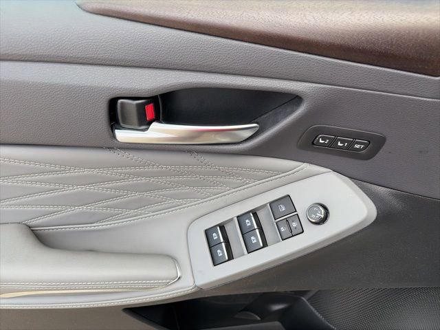 Used 2021 Toyota Avalon Limited w/ Advanced Safety Package image 11