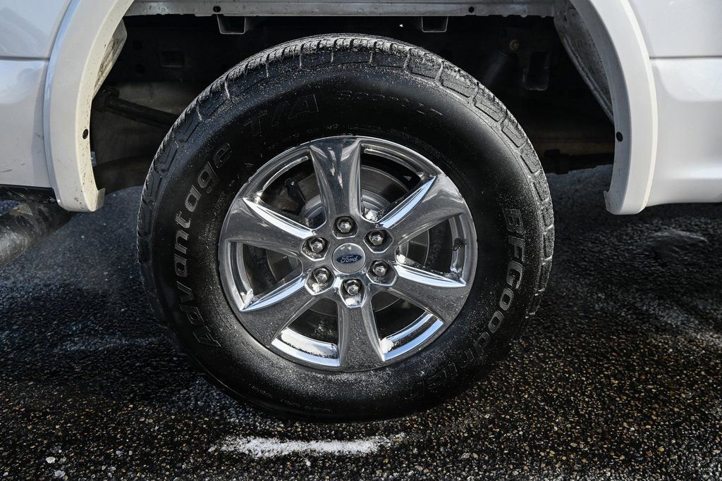 Used 2019 Ford F150 Lariat w/ Equipment Group 502A Luxury image 14