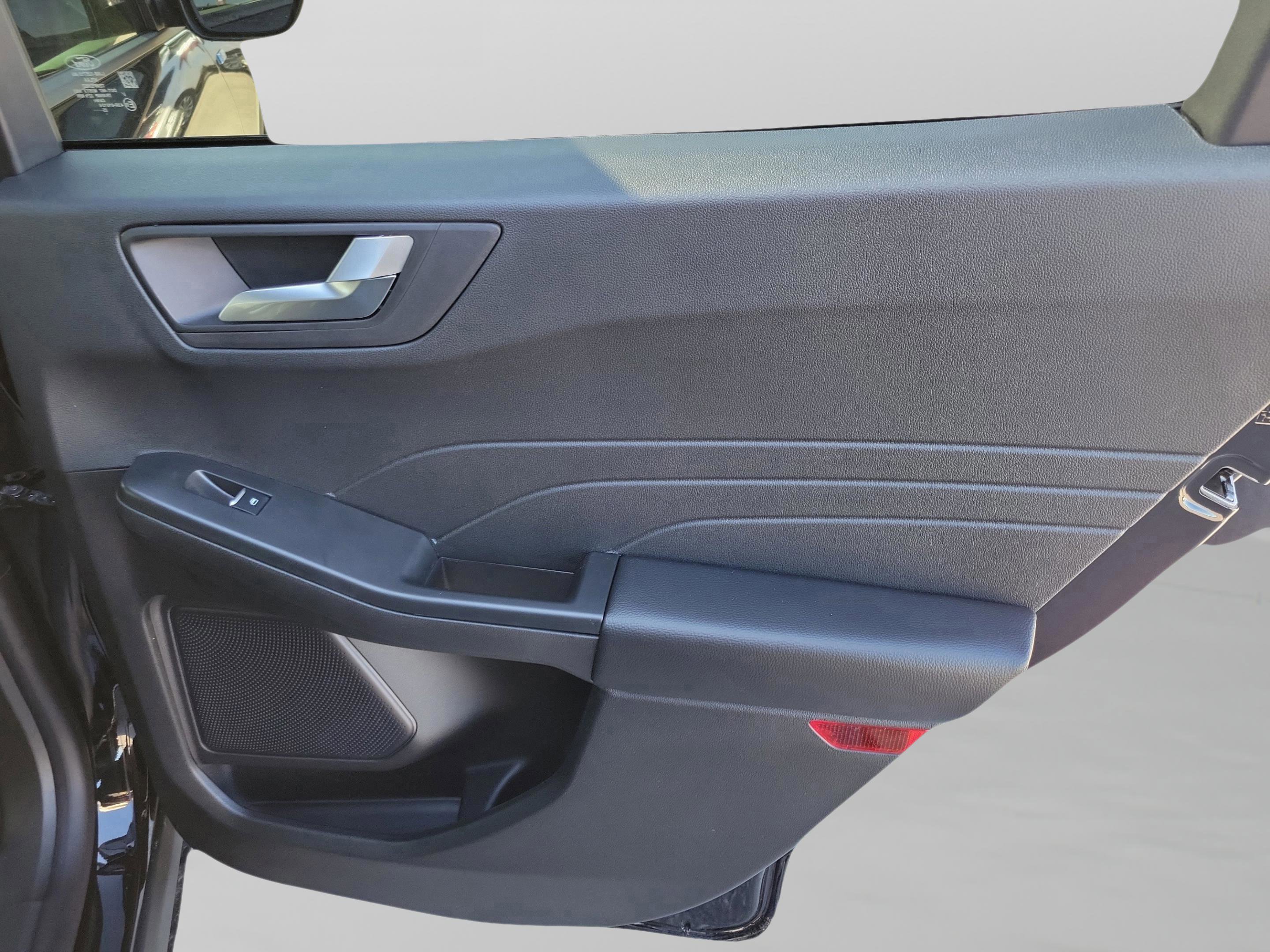 New 2026 Ford Escape ST-Line w/ Tech Pack #1 image 14