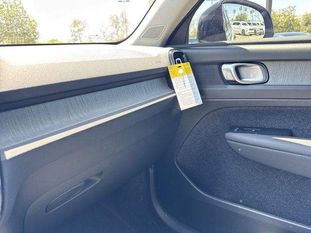 Certified 2025 Volvo XC40 B5 Core w/ Protection Package Premier AWD/4WD image 25