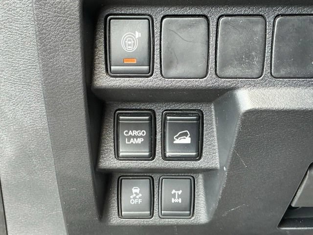 Used 2023 Nissan Frontier PRO-4X w/ Technology Package AWD/4WD image 29