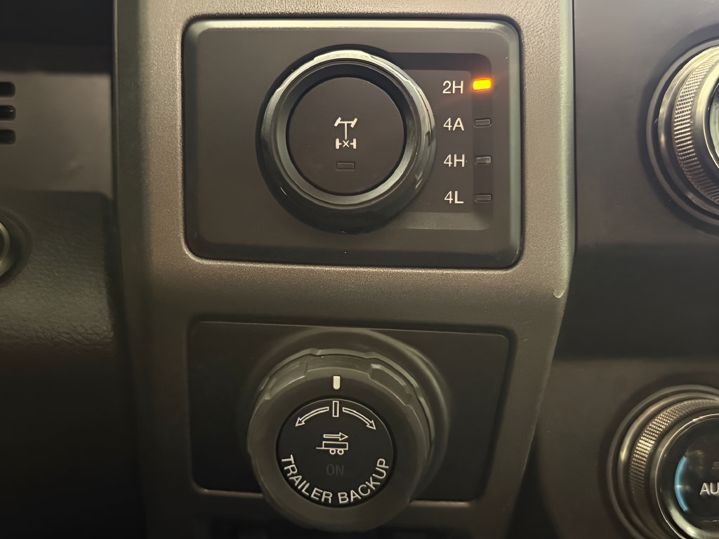Used 2019 Ford F150 Raptor w/ Equipment Group 802A Luxury AWD/4WD image 25