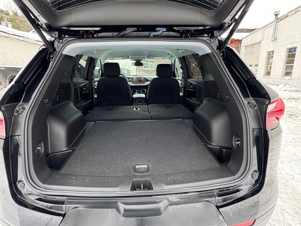 Used 2022 Chevrolet Blazer LT image 30