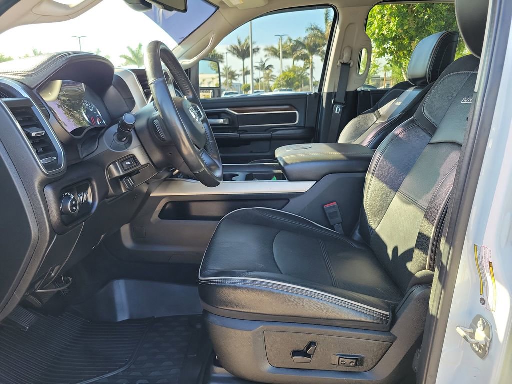 Used 2024 RAM 2500 Laramie w/ Towing Technology Group image 20