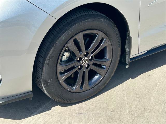 Certified 2025 Toyota Sienna XSE w/ XSE Premium Package AWD/4WD image 9