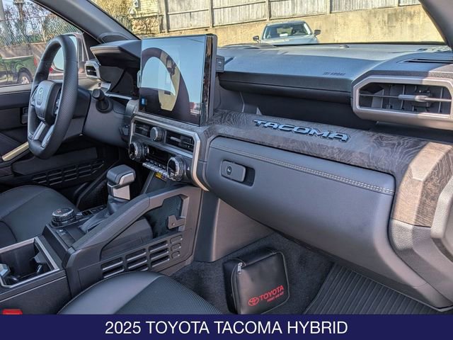 Used 2025 Toyota Tacoma Limited AWD/4WD image 26