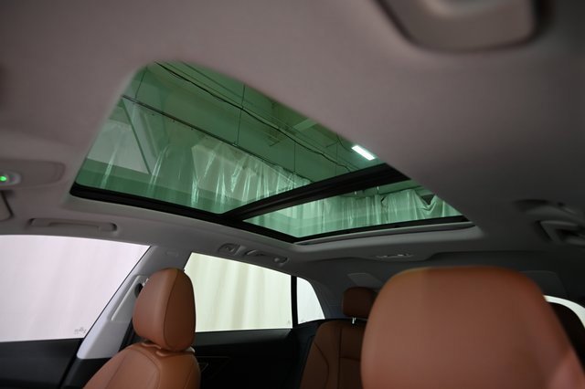 Used 2022 Audi Q8 Premium Plus w/ Premium Plus Package image 24