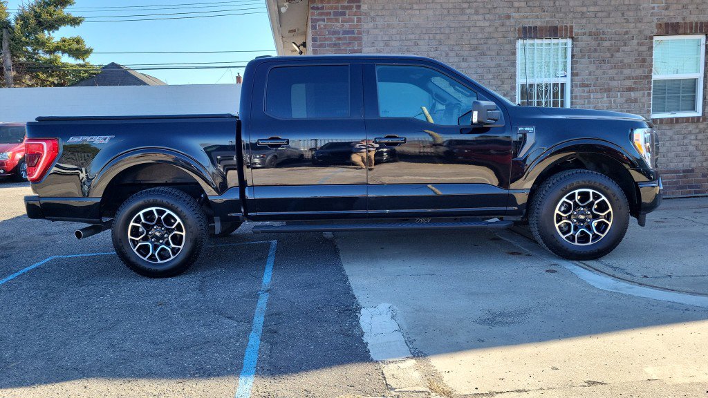 Used 2023 Ford F150 XLT w/ Equipment Group 302A High AWD/4WD image 6