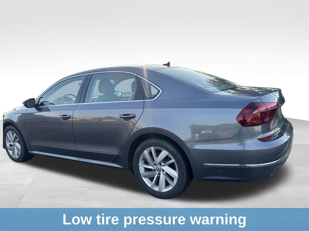 Used 2018 Volkswagen Passat 2.0T SE FWD image 8