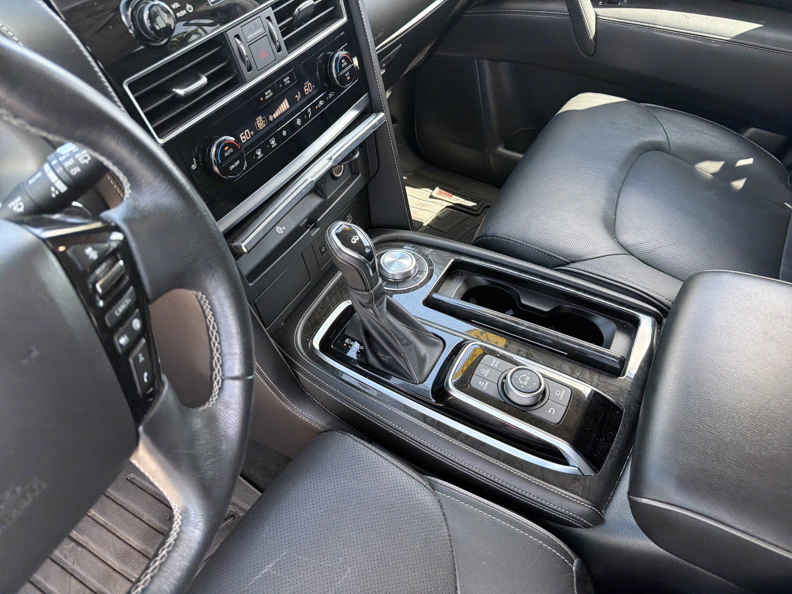 Used 2022 INFINITI QX80 Luxe w/ Cargo Package AWD/4WD image 22