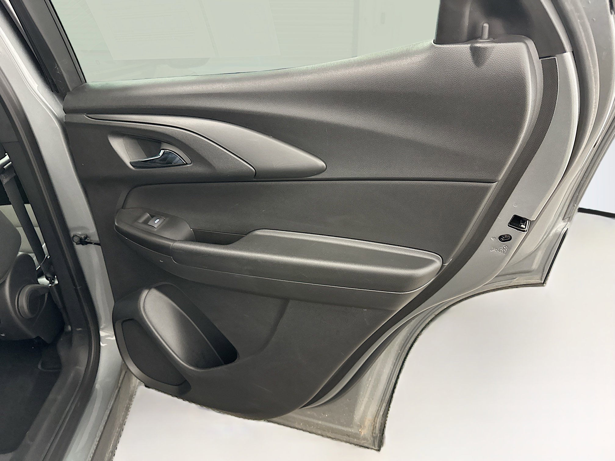 Used 2025 Chevrolet TrailBlazer LT image 31