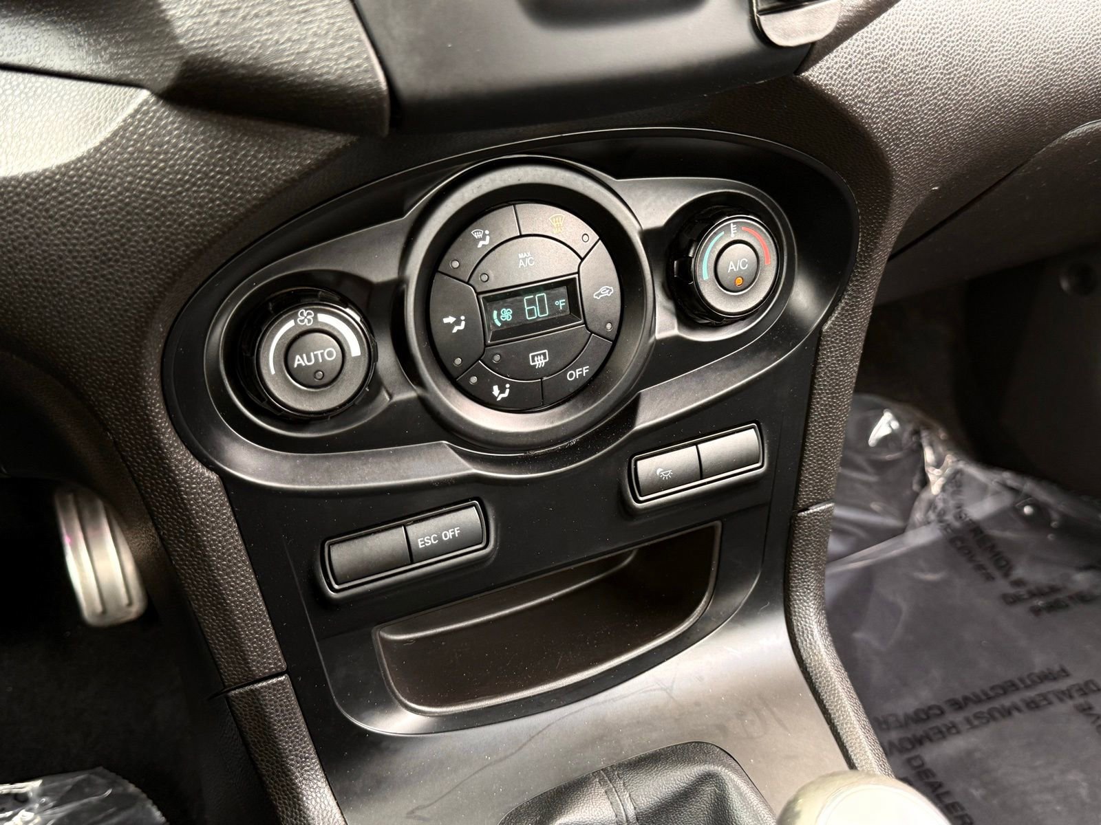 Used 2016 Ford Fiesta ST FWD image 41