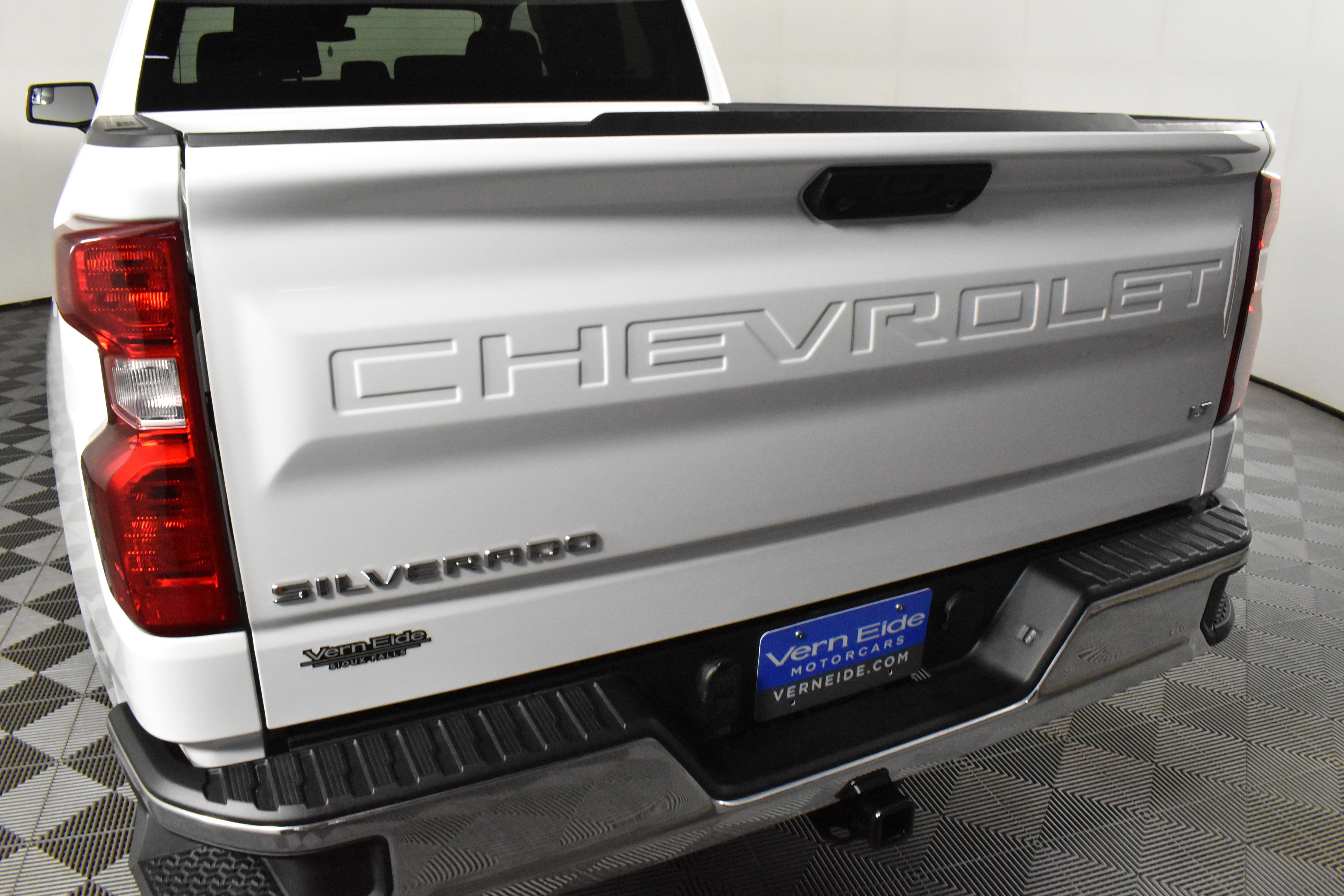Used 2025 Chevrolet Silverado 1500 LT image 15