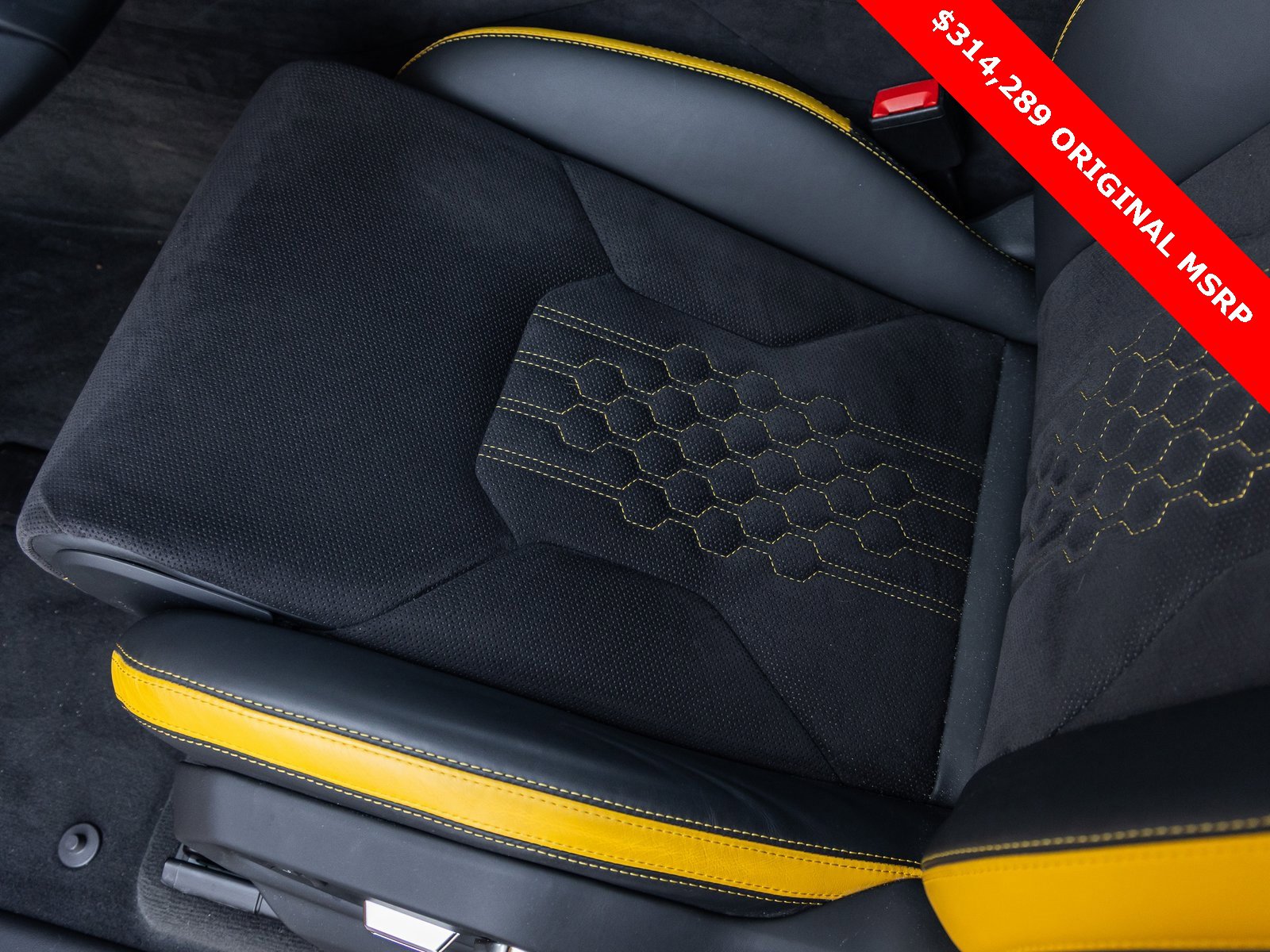 Used 2023 Lamborghini Urus S image 29