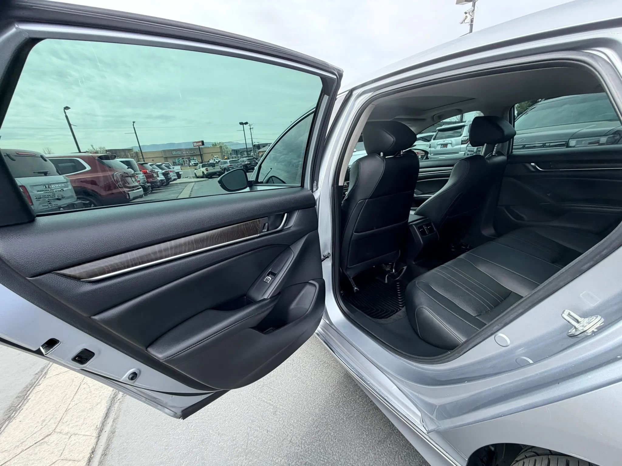 Used 2019 Honda Accord EX-L image 12