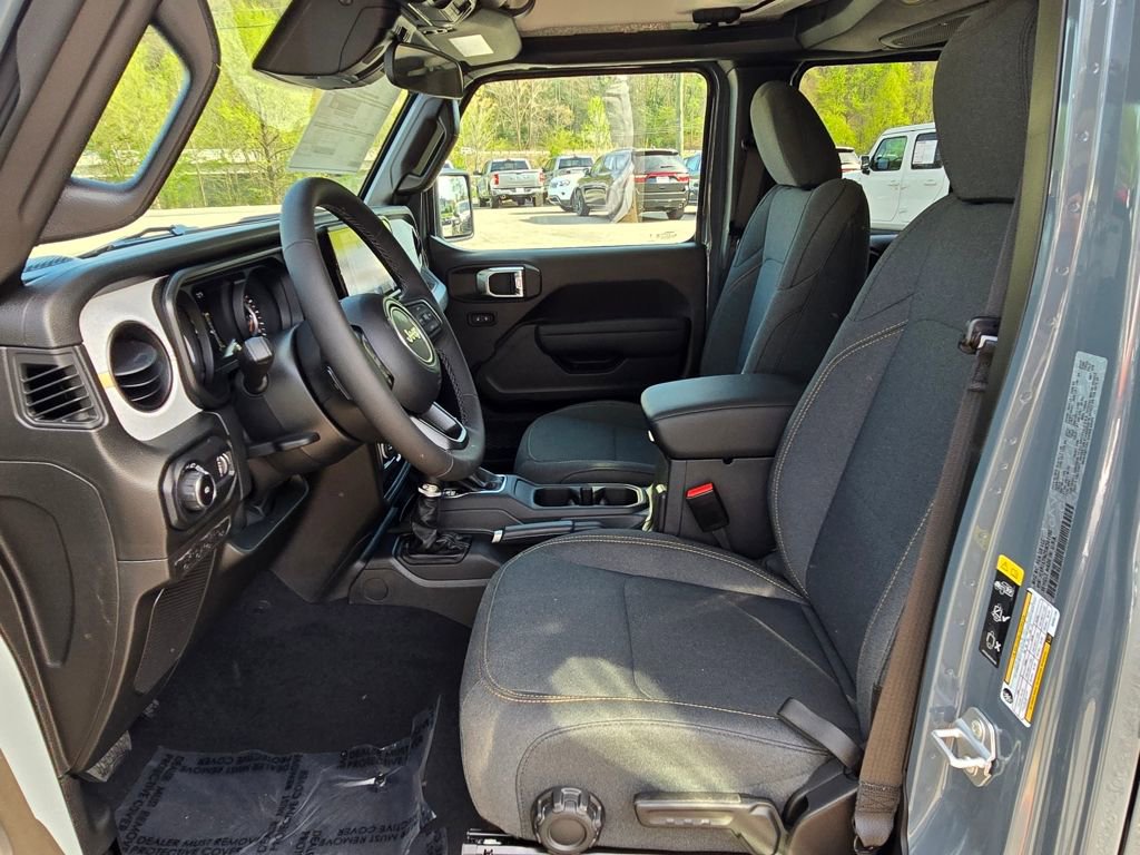 New 2025 Jeep Wrangler Sport S image 4