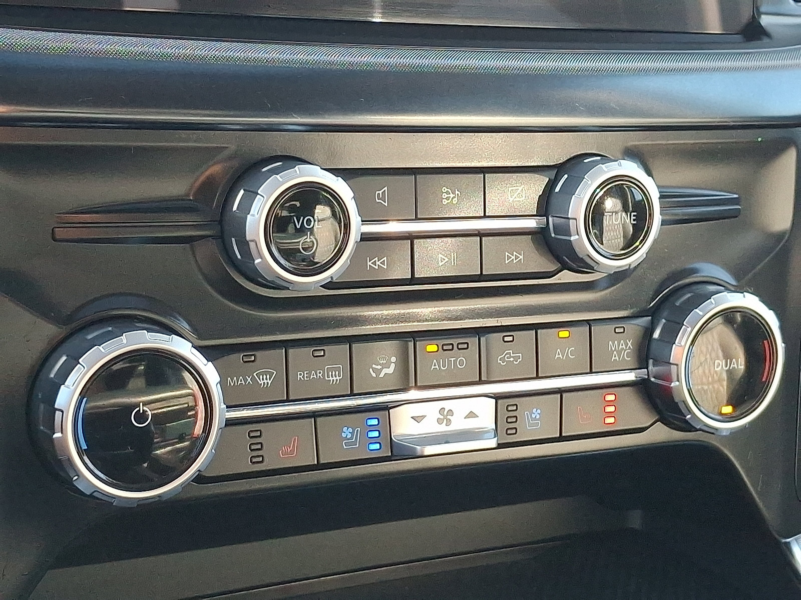 Used 2023 Ford F150 Limited AWD/4WD image 16
