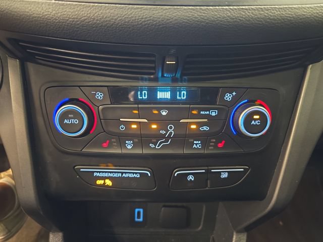 Used 2019 Ford Escape SEL AWD/4WD image 25