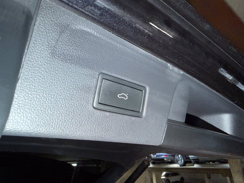 Certified 2024 Volkswagen Atlas SEL AWD/4WD image 29
