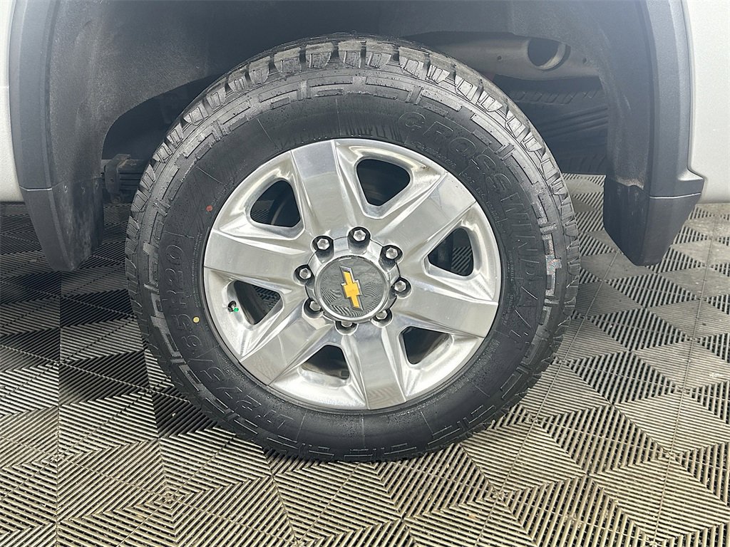 Used 2021 Chevrolet Silverado 2500 LTZ w/ LTZ Premium Package image 33