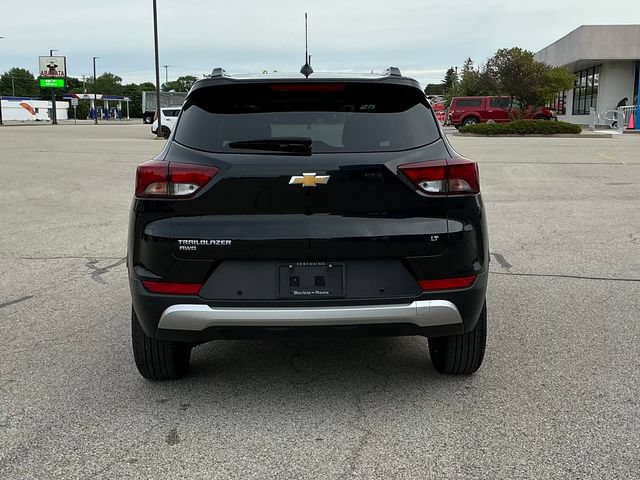 Used 2025 Chevrolet TrailBlazer LT w/ Driver Confidence Package AWD/4WD image 19