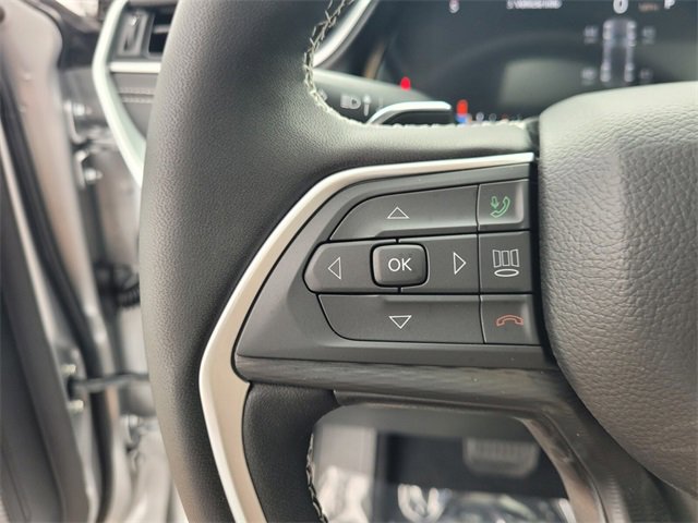 New 2025 Jeep Grand Cherokee Altitude image 30