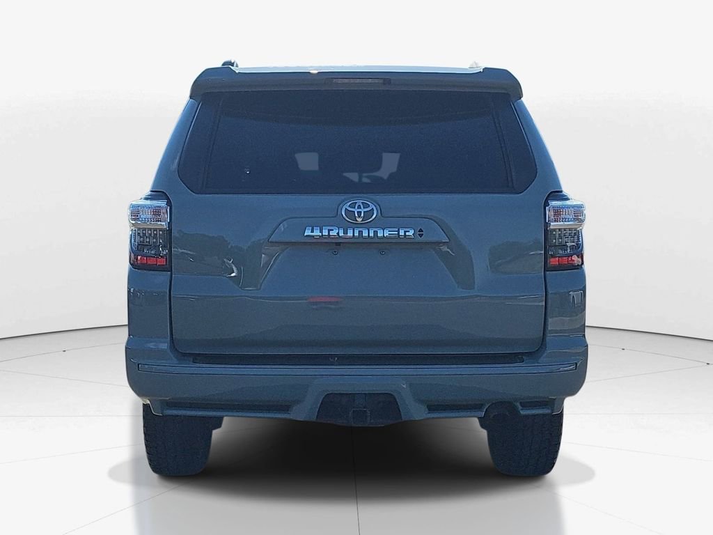 Used 2022 Toyota 4Runner TRD Sport AWD/4WD image 7