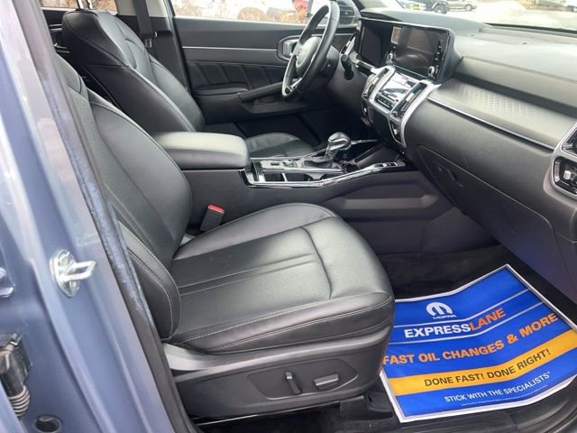 Used 2022 Kia Sorento SX image 11
