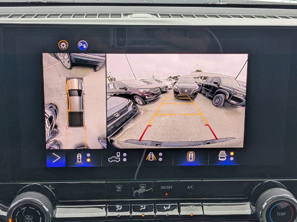 Used 2024 Chevrolet Colorado Trail Boss w/ Technology Package image 27