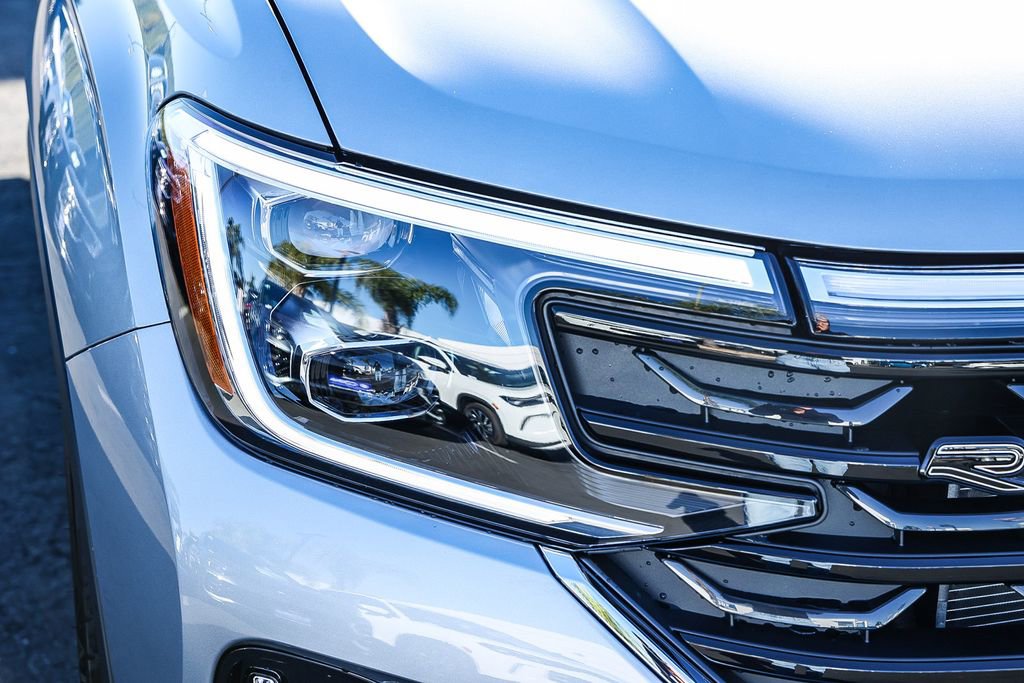 New 2026 Volkswagen Atlas SEL Premium R-Line image 17