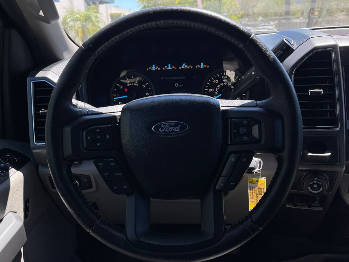 Used 2018 Ford F150 XLT w/ Equipment Group 302A Luxury RWD image 31