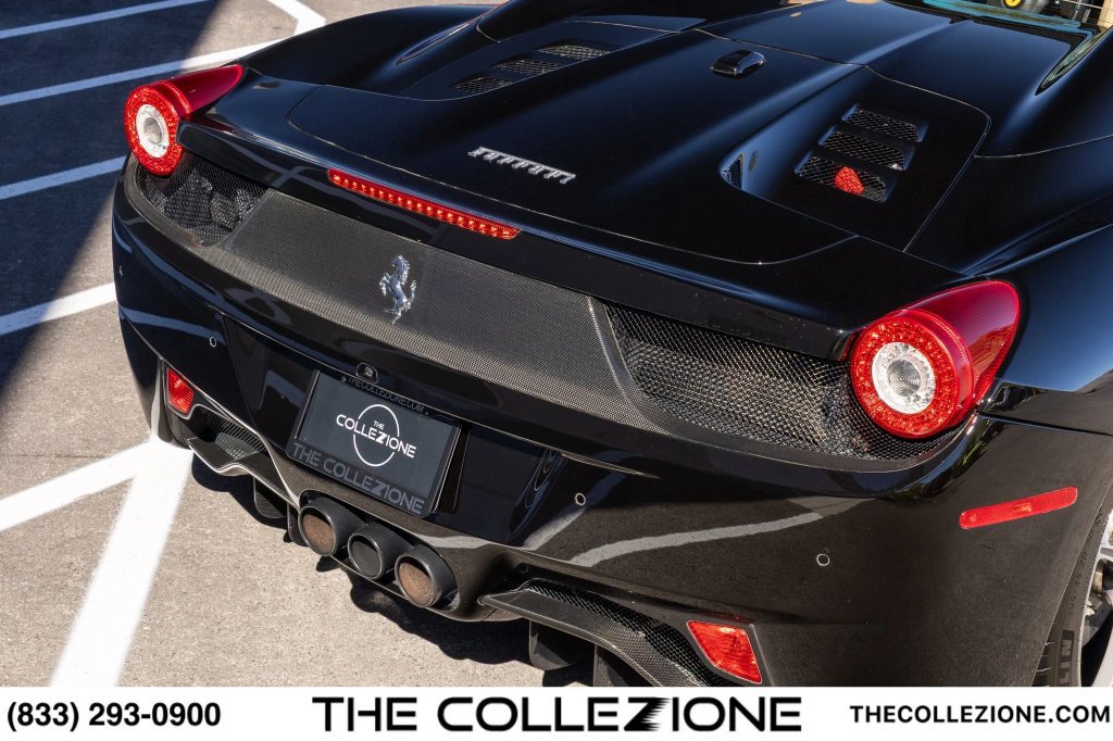 Used 2015 Ferrari 458 Spider RWD image 24