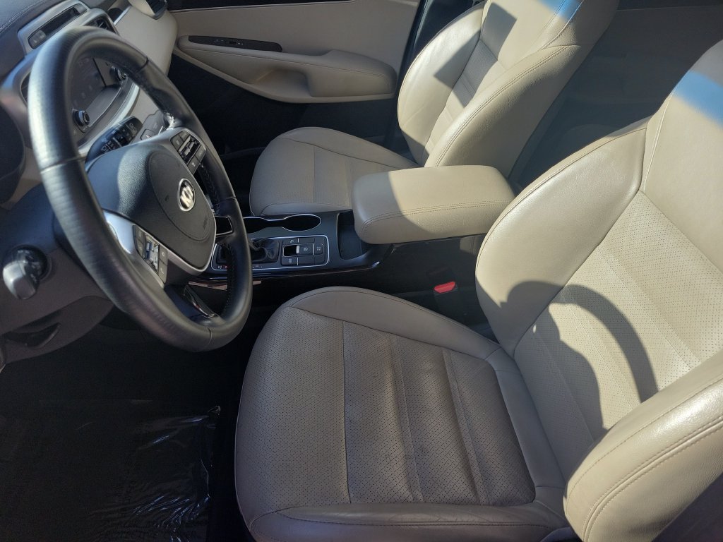 Used 2019 Kia Sorento EX FWD image 29