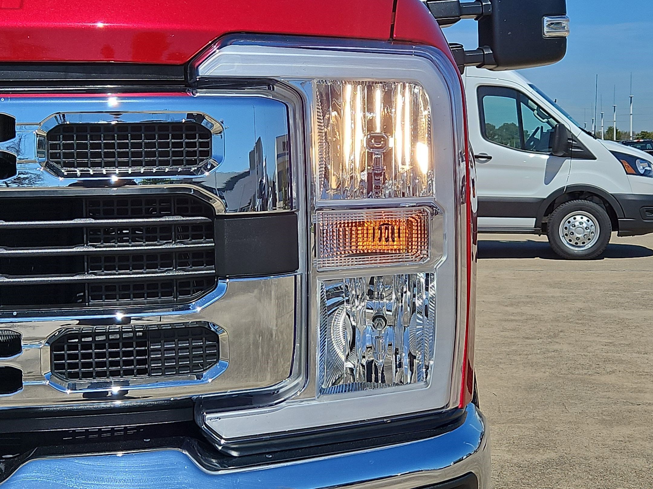 Used 2024 Ford F250 XLT w/ FX4 Off-Road Package image 10