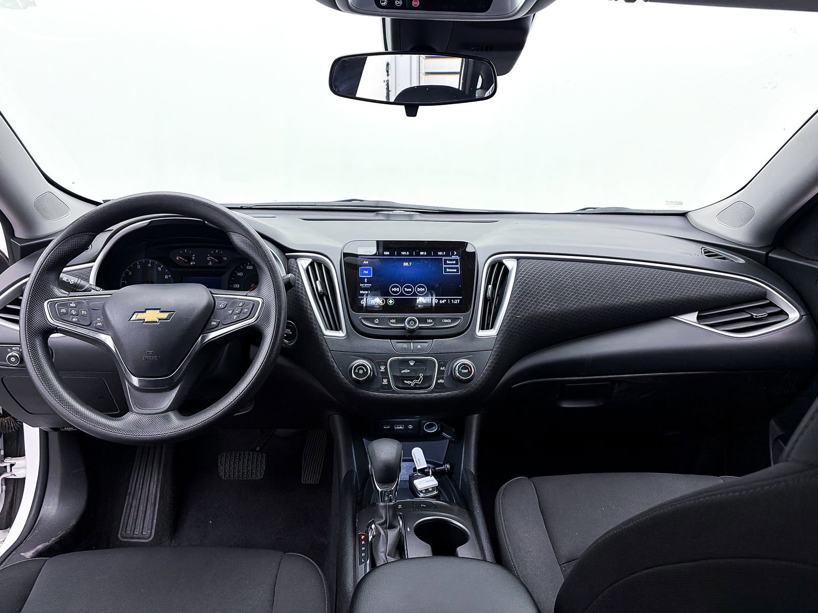 Used 2025 Chevrolet Malibu LS image 26