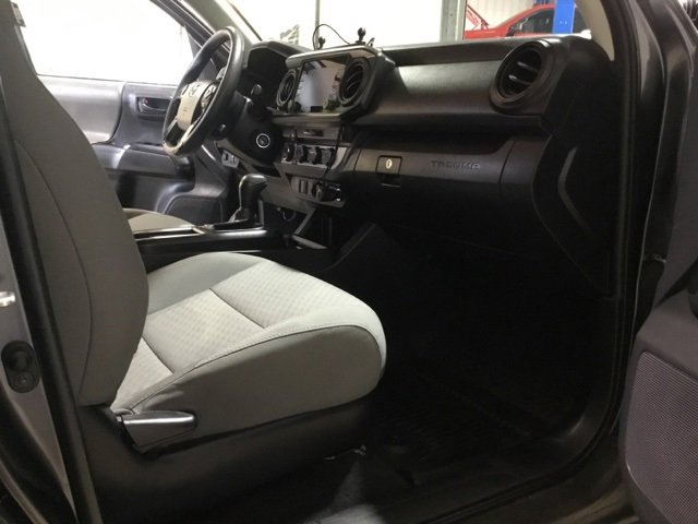 Used 2022 Toyota Tacoma SR image 47
