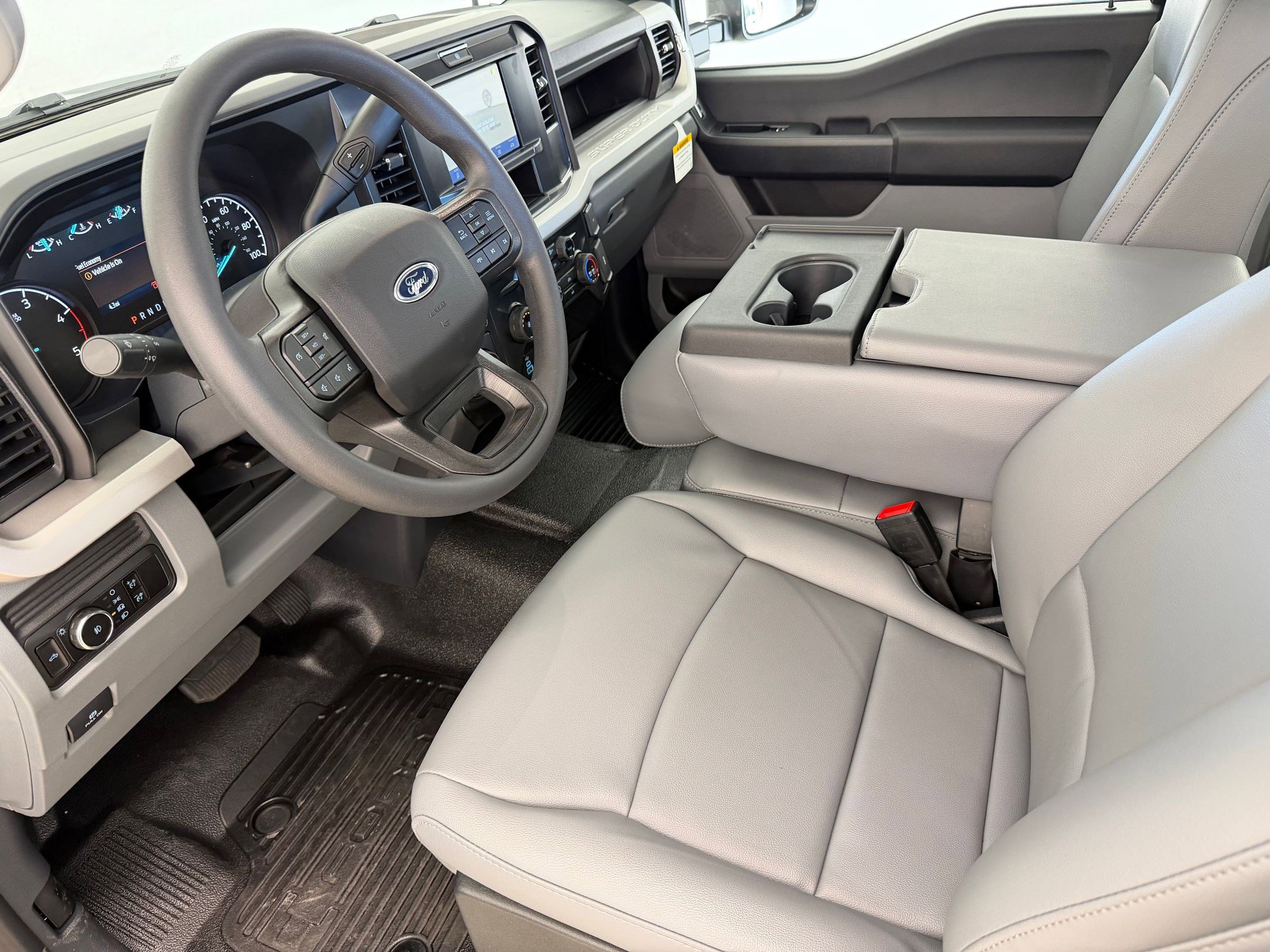 New 2026 Ford F250 XL image 4