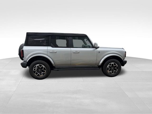 Used 2023 Ford Bronco Outer Banks image 8