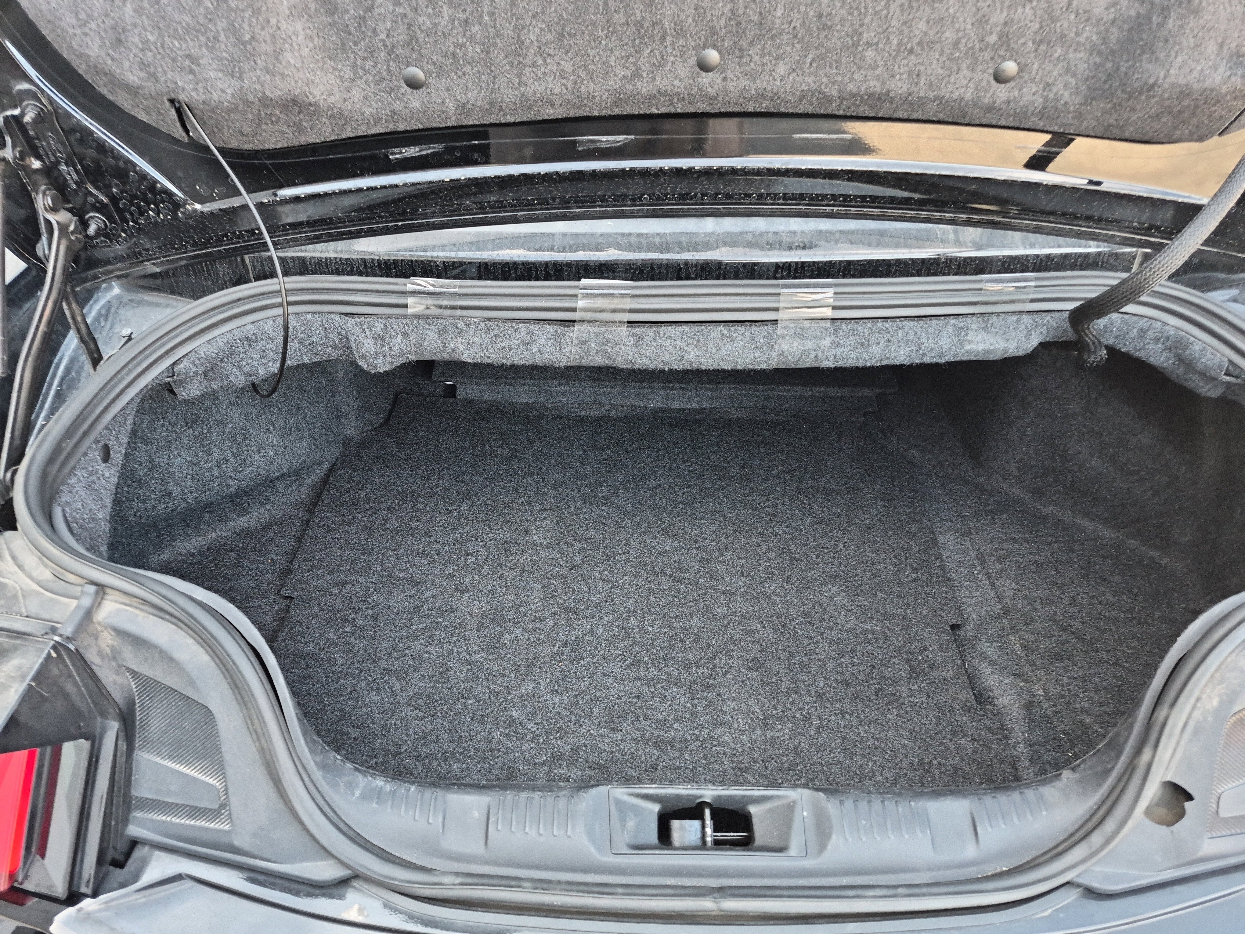 Used 2024 Ford Mustang Premium image 8