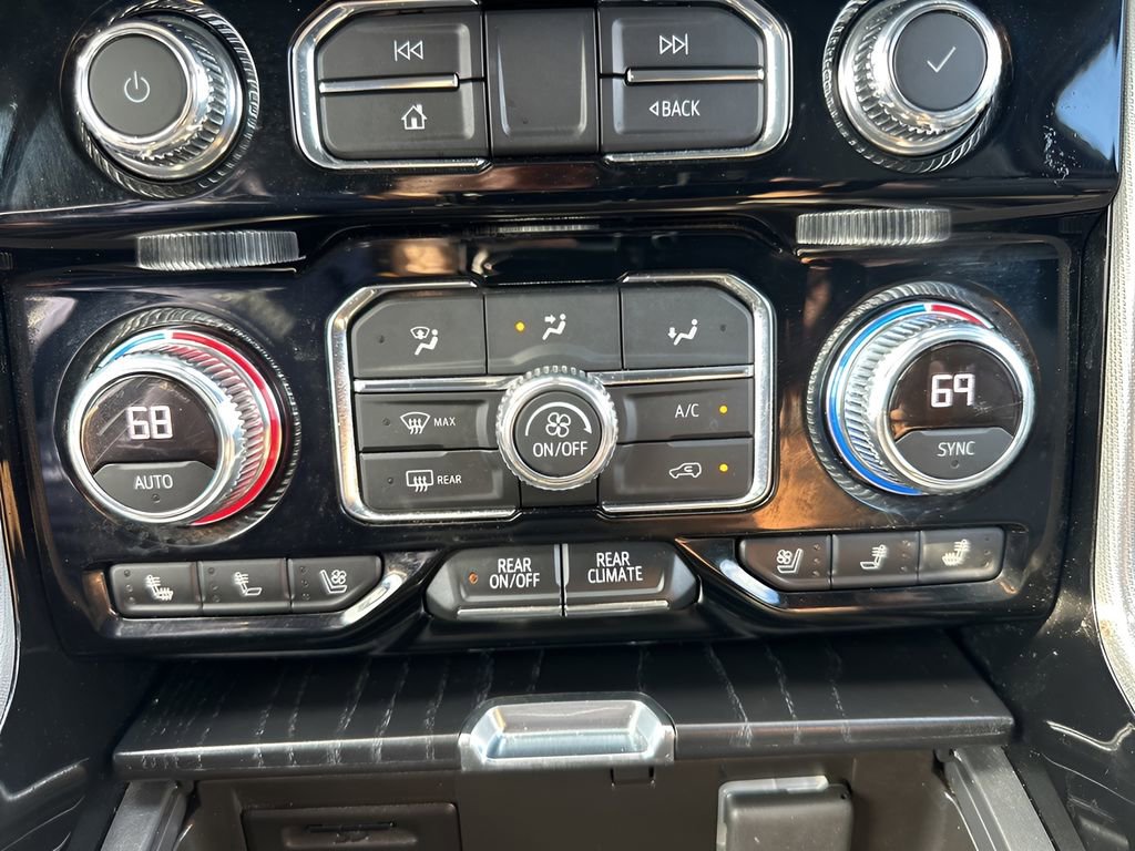 Used 2021 GMC Yukon XL Denali w/ Denali Ultimate Package image 23