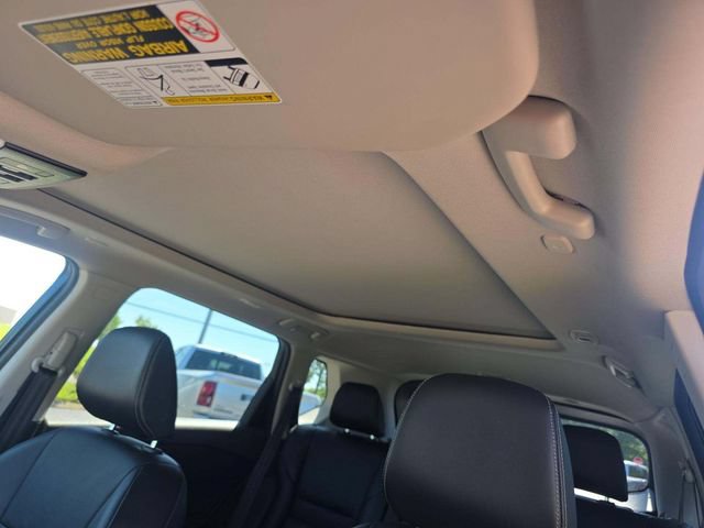 Used 2023 Nissan Rogue SL AWD/4WD image 5