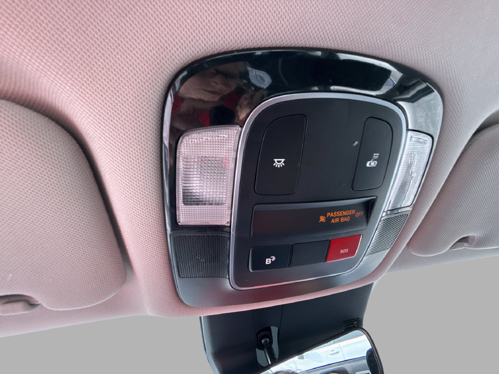 Used 2025 Hyundai Sonata SEL FWD image 23