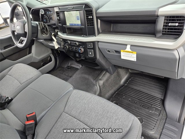 New 2026 Ford F250 XL w/ XL Off-Road Package image 10