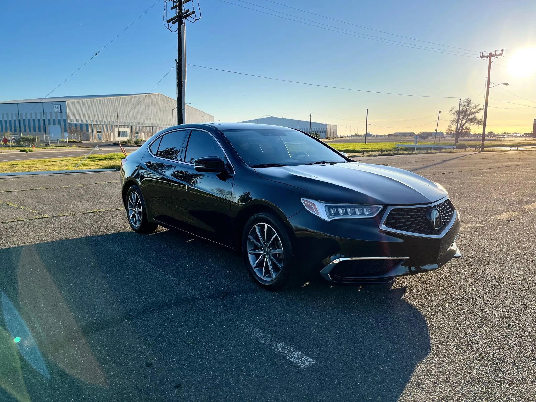 Used 2020 Acura TLX w/ Technology Package image 3