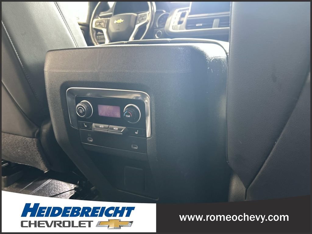 Used 2021 Chevrolet Tahoe Premier w/ Premium Package AWD/4WD image 18