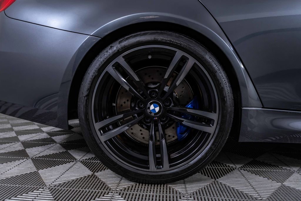 Used 2018 BMW M3 w/ Executive Package image 37