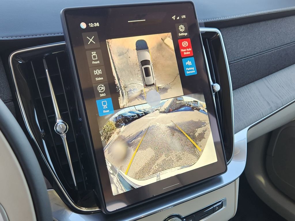 New 2026 Volvo XC90 B6 Ultra w/ Protection Package image 8