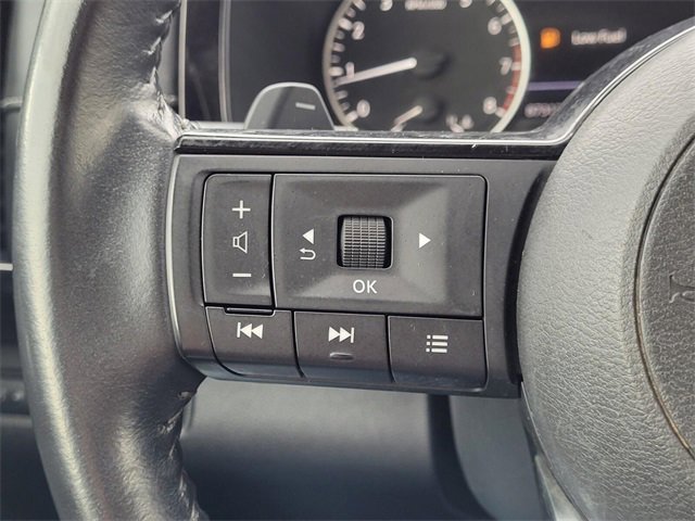 Used 2022 Nissan Pathfinder SV w/ SV Premium Package image 28