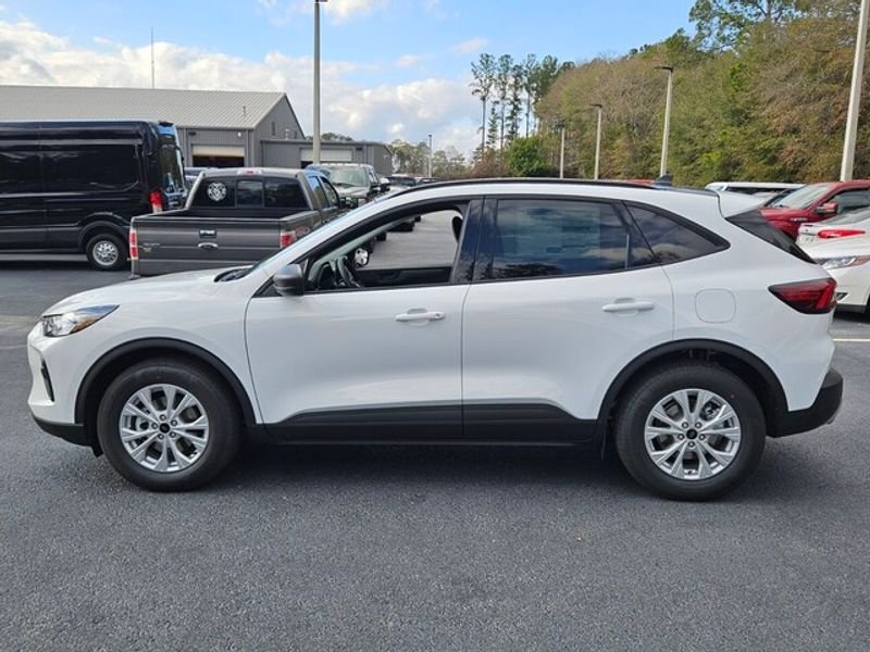 New 2026 Ford Escape Active w/ Tech Pack #1 FWD image 5